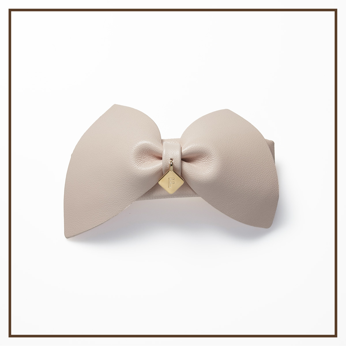 FERRAGAMO フェラガモ　ヘアアクセサリー　ヘア小物　バレッタ　リボン