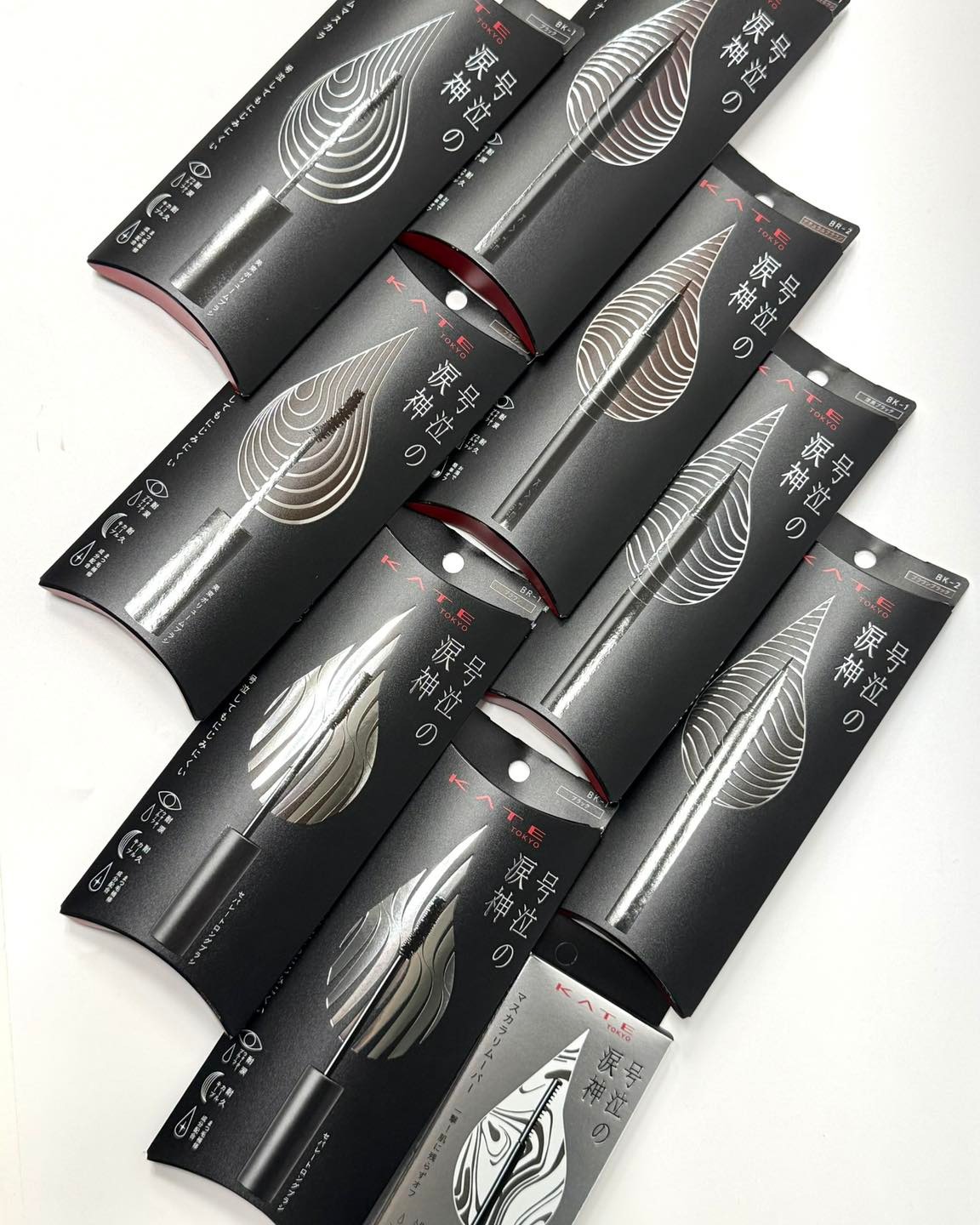 KATE（ケイト） 新耐久アイメイクライン 「号泣の涙神」シリーズ