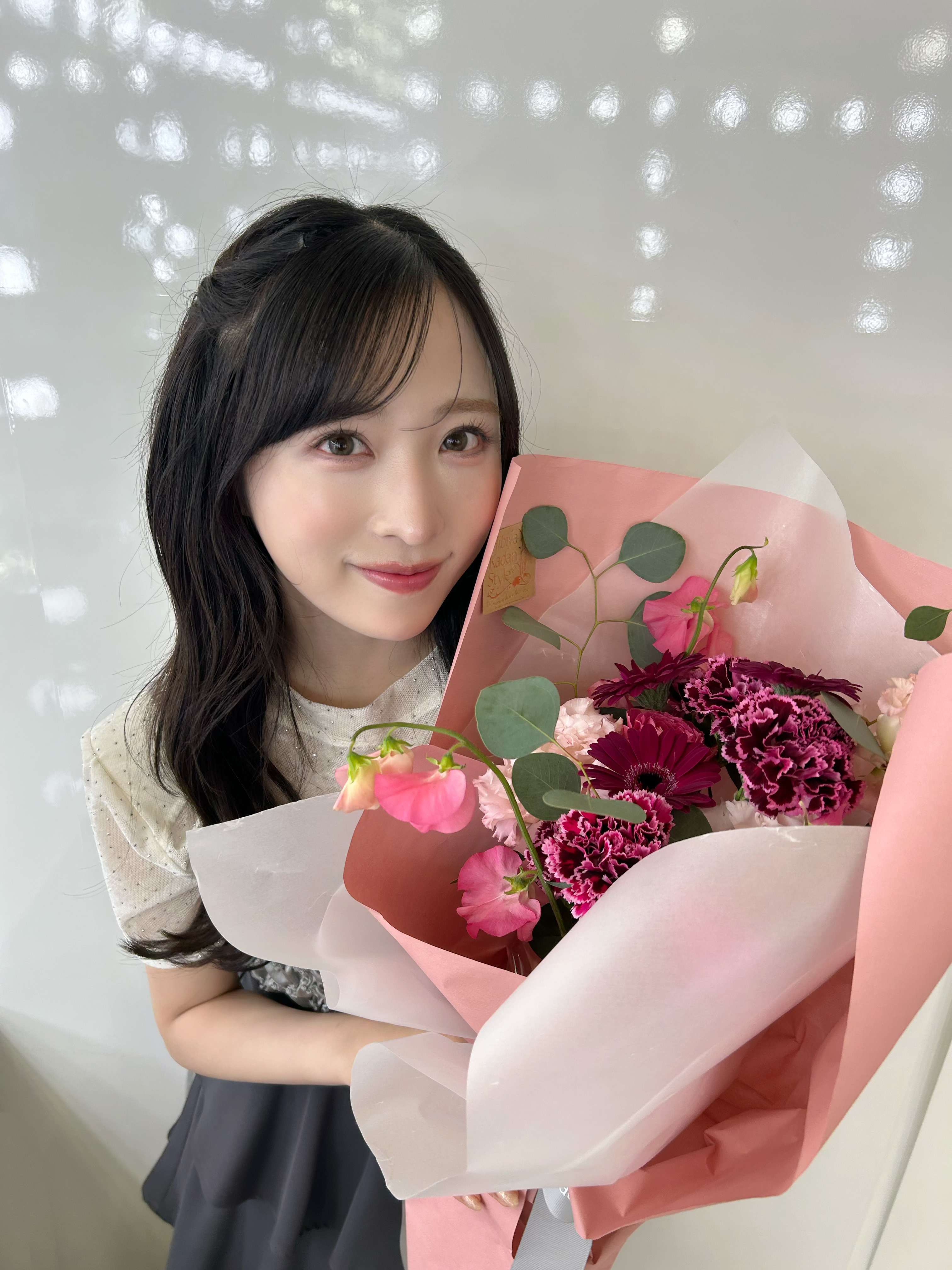 AKB48小栗有以さんマキア4月号オフショット【“崩れない”アイドルメイク】PhotoGallery_1_1