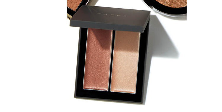 シワを取るおすすめハイライト THREE シマリング グロー デュオ R 01