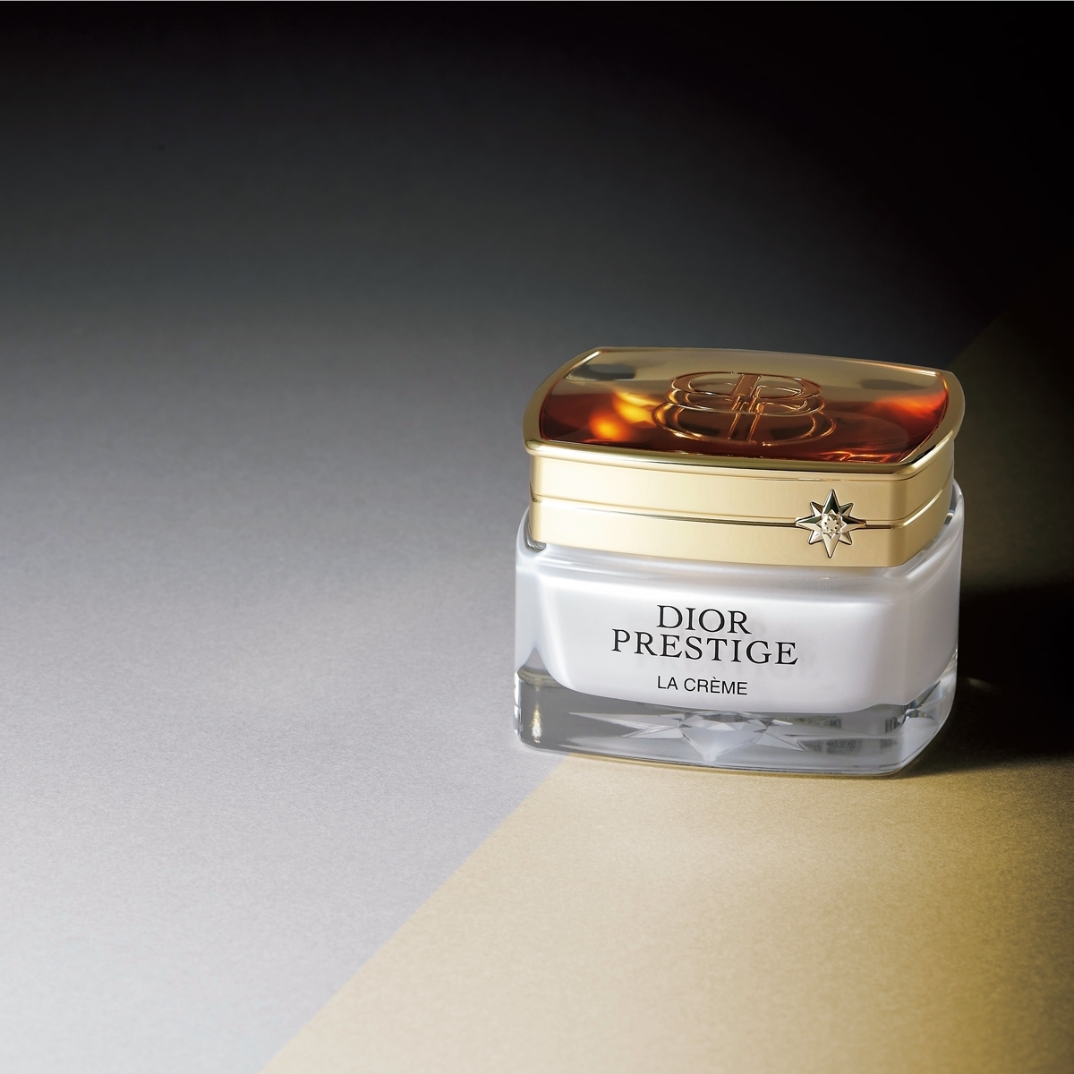 『MAQUIA年間ベストコスメ2022』GALLERY_1_1