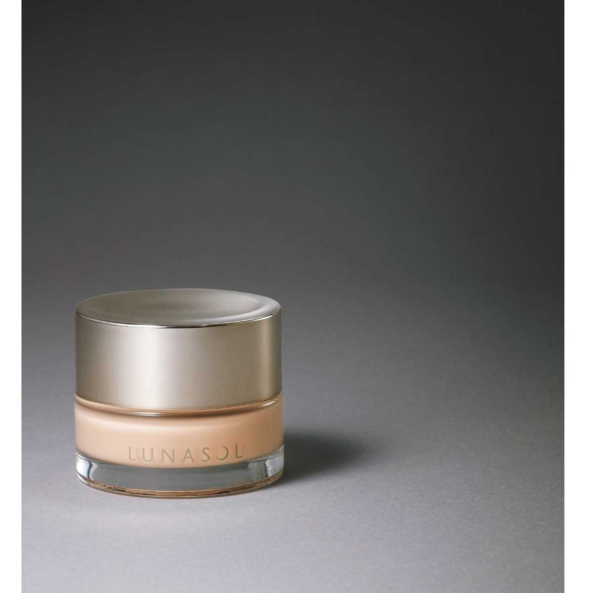 『MAQUIA年間ベストコスメ2022』GALLERY_1_1