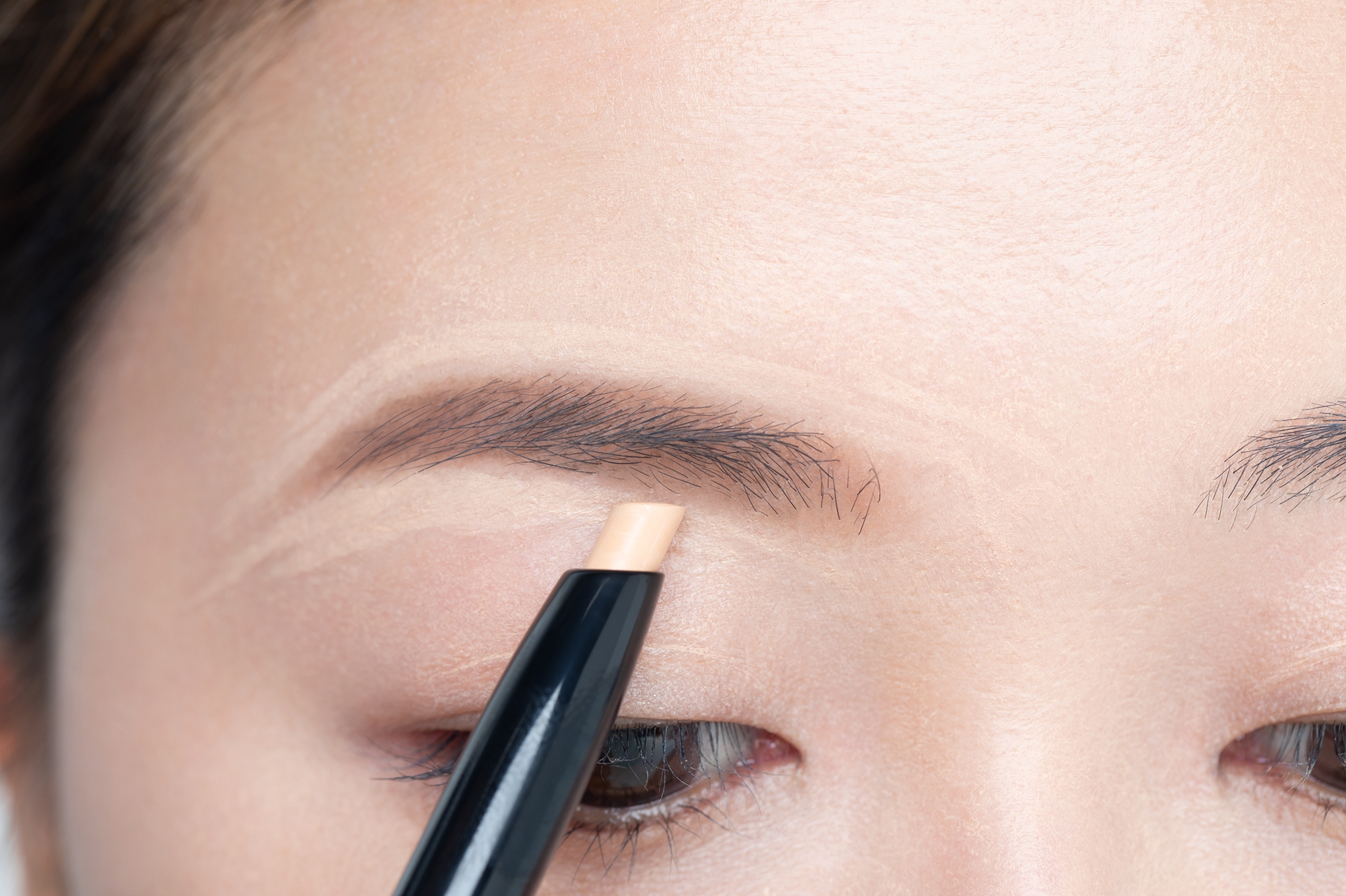 40代 アラフォー 眉毛 描き方 細眉 コンシーラー