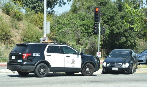 追突事故が起こる直前のイメージ