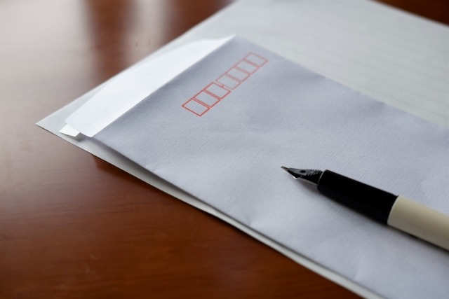 謝罪文を書き始める