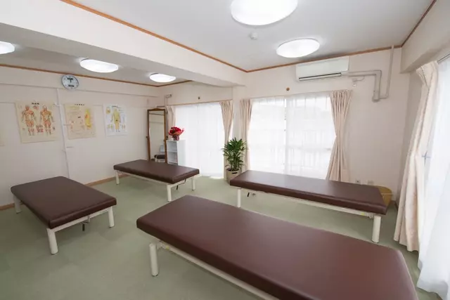 こうなん接骨院