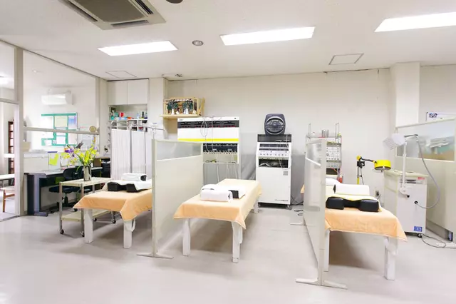 かえりやま整骨院