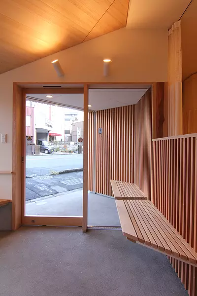 田井整骨院