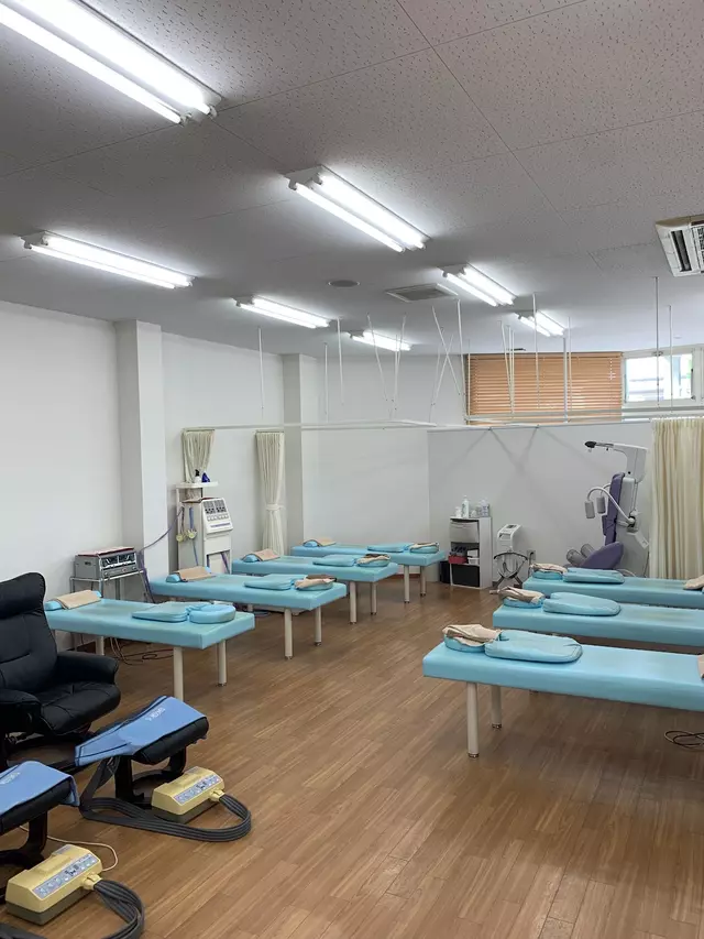 赤れんが鍼灸整骨院