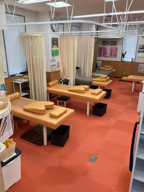 ヤマナシ整骨院小郡院