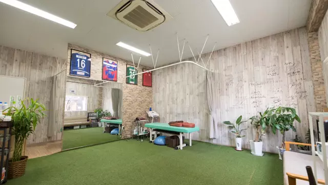 Ｒｅｐａｉｒ鍼灸整骨院