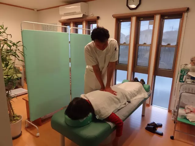 おがさわら接骨院