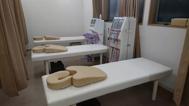 てて整骨院 岡三沢店