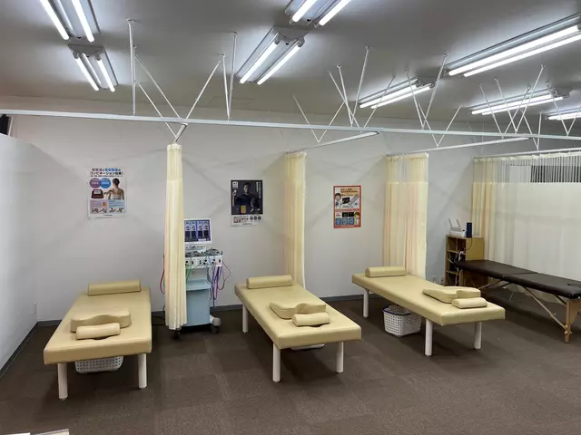 とむ接骨院