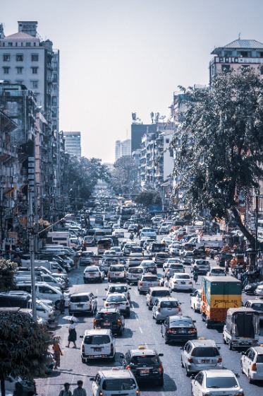 渋滞した交差点