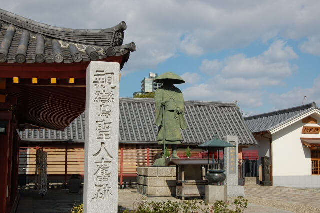 浄土真宗宗祖・親鸞聖人像
