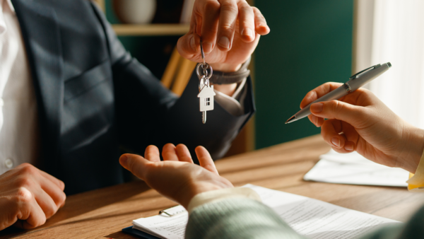 不動産M&Aとは？相場やメリット、会社売却を成功させる方法を解説