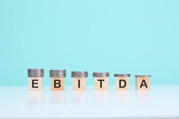 「EBITDA」とは？計算式から評価方法・M&Aでの使い方まで徹底解説！