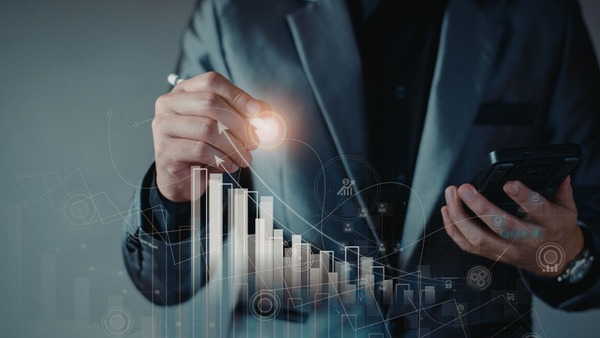 ITコンサルへの転職を成功させるには？仕事内容やSEとの違い、年収と選考対策を完全網羅