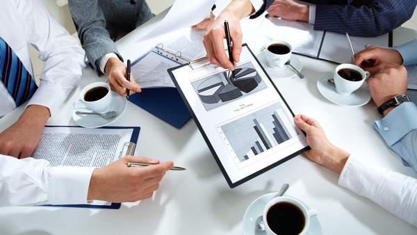 PMとPdMの違いとは？役割・スキル・年収を徹底比較【1分でわかる早見表あり】