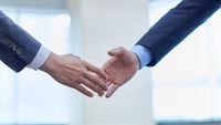 CRMとは？SFA・MAとの違い、主要機能、導入メリット・課題、失敗しない活用ステップまで徹底解説