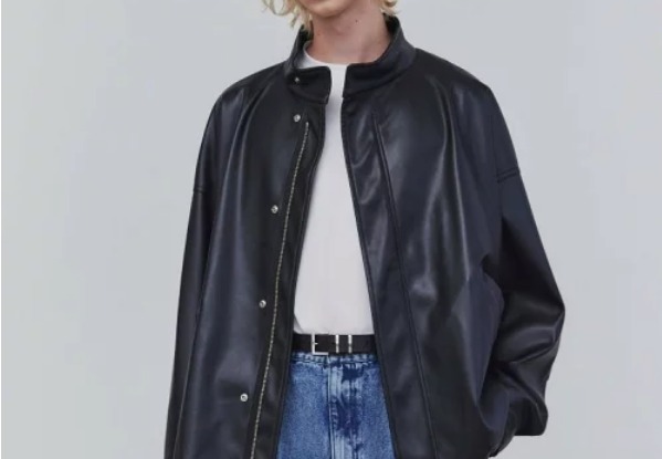 革ジャン＋インナーコーデ③ホワイトTシャツ