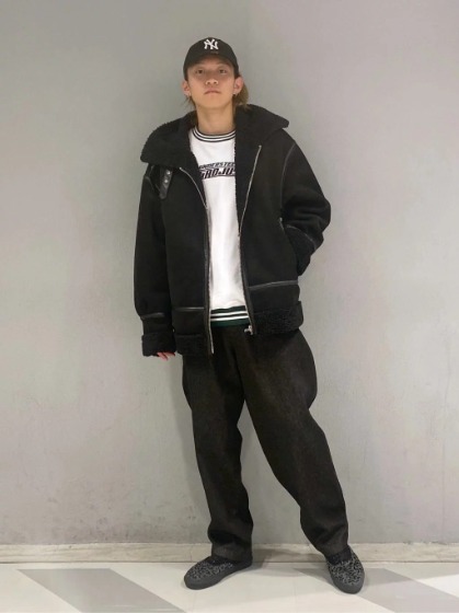 ムートン風ブルゾン×ロゴスウェット