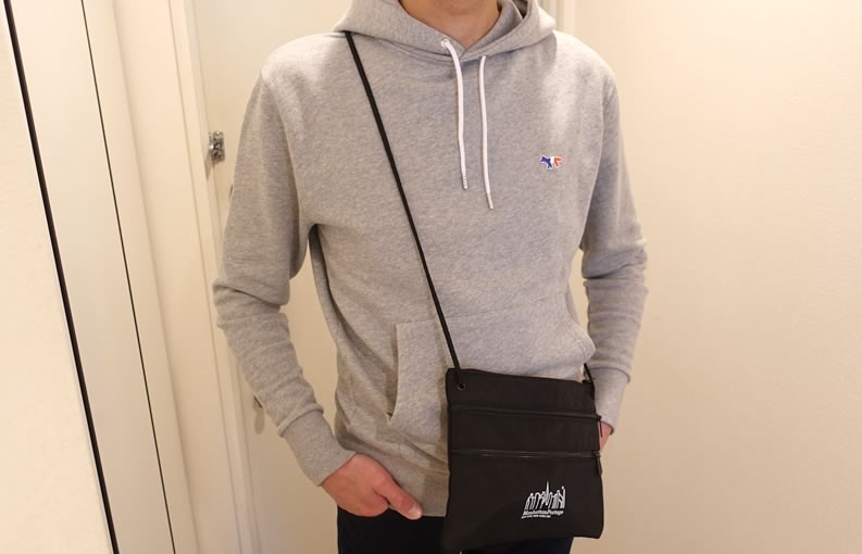 コーデ1：グレースウェット×サコッシュ