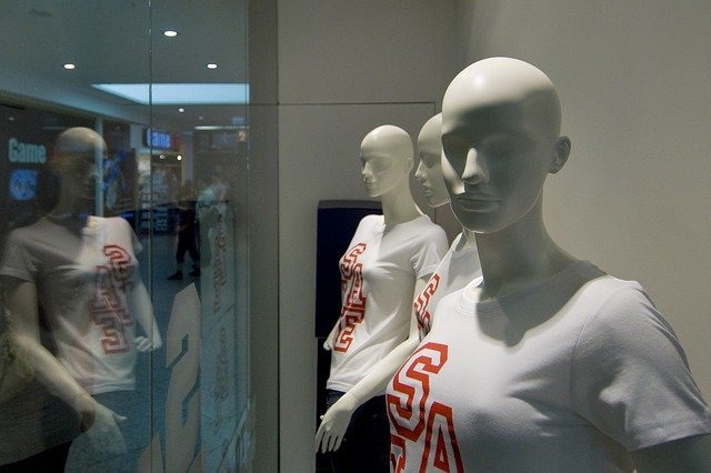 Movement in Motion(ムーブメントインモーション)はどんな腕時計？