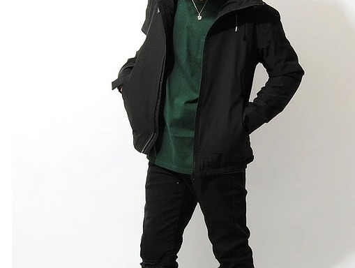 マウンテンパーカーはメンズコーデの幅を広げるアイテム