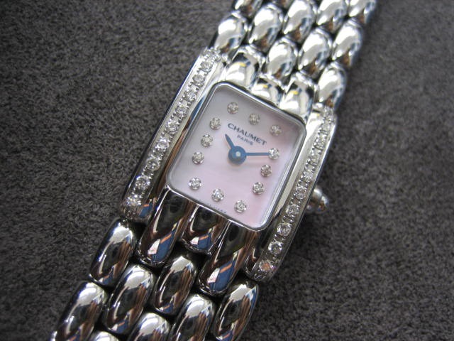 ショーメの電池交換の値段と人気業者を紹介