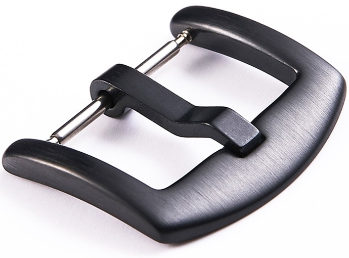 ①まず尾錠を外す