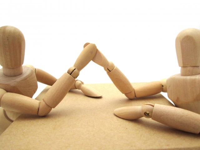 チタン製と比較すると200gの重量感は好みが分かれるかも