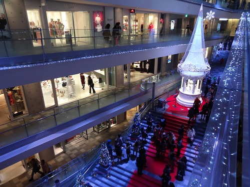 2016年には森タワーでレプリカを展示