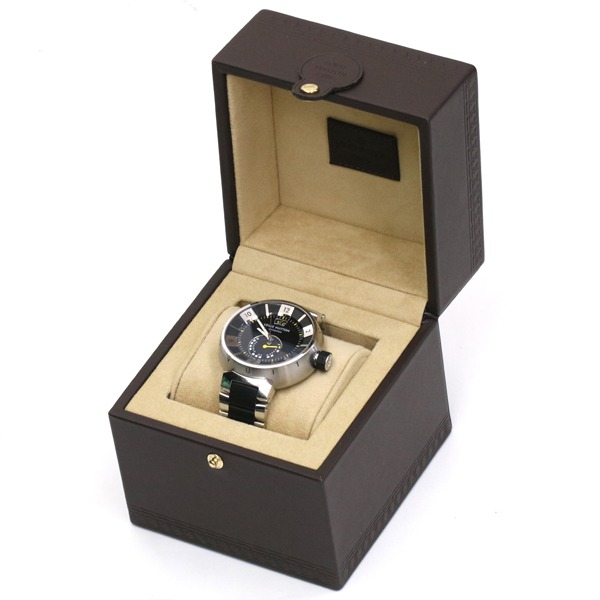 タンブール・イン・ブラック