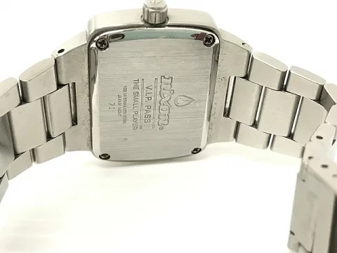 外装・内部を傷付ける可能性あり