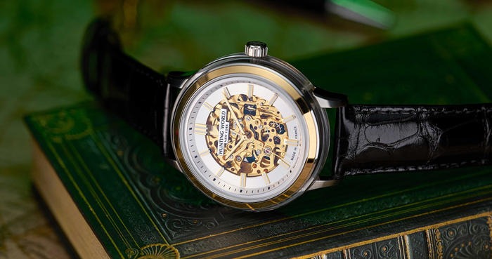 18Kやアリゲーターストラップなどこだわりの素材