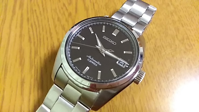 メカニカル 3針 SARB033の特徴