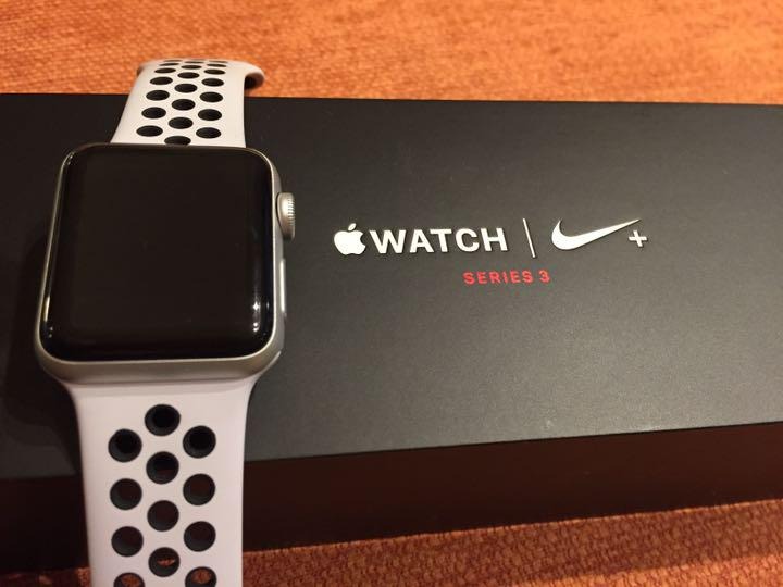 42mm アルミニウムケース×スポーツバンド