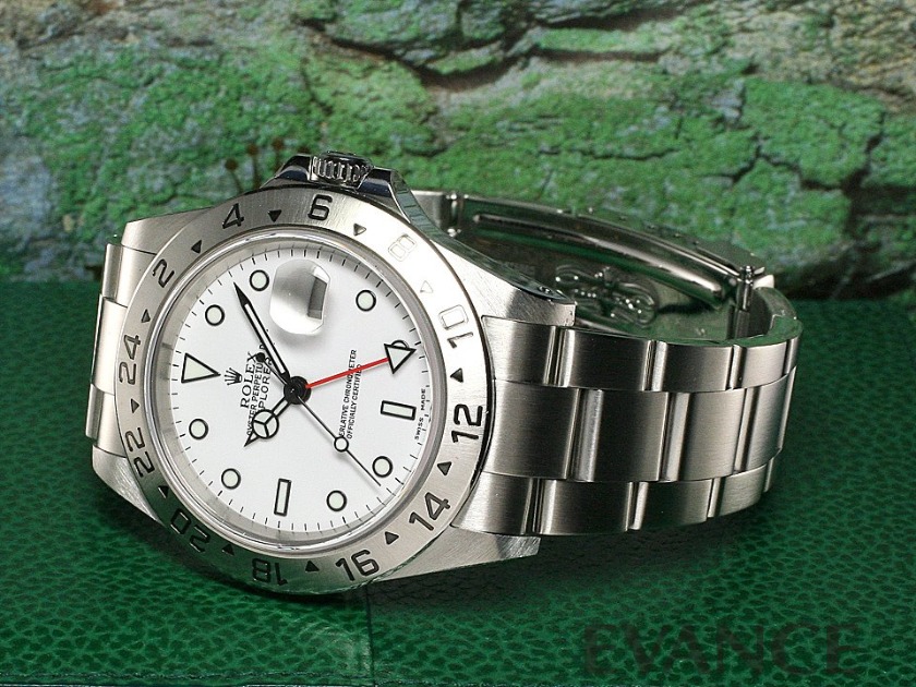 ロレックス16570はなぜ評判が悪い？中古相場感や魅力を調査