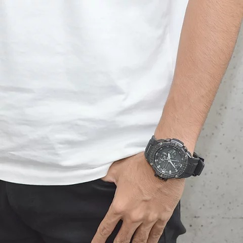  白黒コントラストで視認性抜群