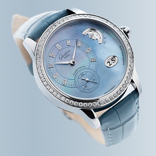 グラスヒュッテオリジナルは普段でも高級時計を使いたい人におすすめ