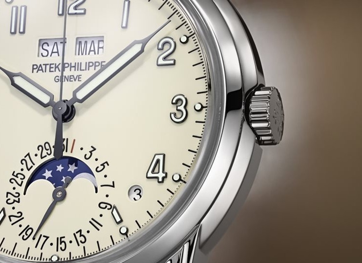 りゅうずの巻く位置の違い