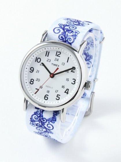 タイメックス　渡辺 麻友モデルラブラドール・レトリバーデザイン