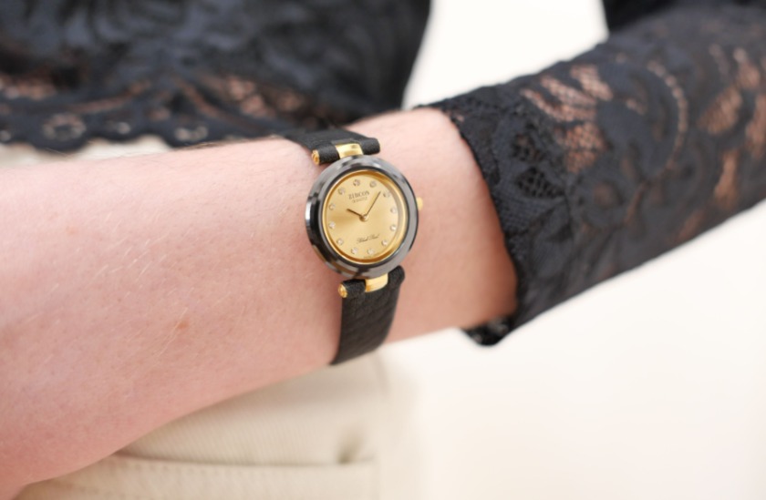 Zirconの特徴①丈夫なハイテクセラミックベゼル