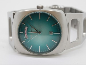 時刻が見やすい