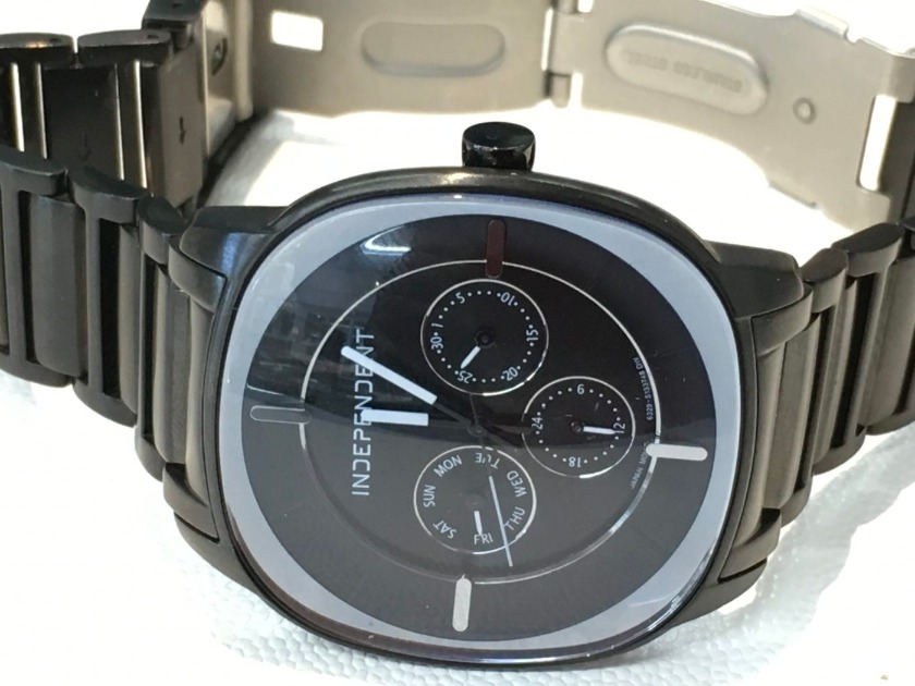 手順③裏ブタをもとに戻し完成