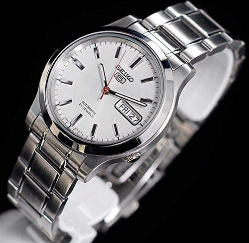 SEIKO5は機械式のリーズナブルモデル