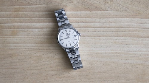 ロレックスのシンプルモデルはシーンを選ばず着用できる時計