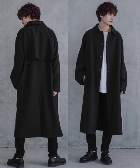 コーデ3：ロング丈アウター×スニーカー